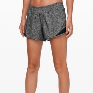 Lululemon Hotty Hot Short II